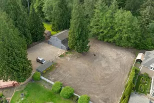 8207 228th St SE, Woodinville, WA 98072 - Photo 38