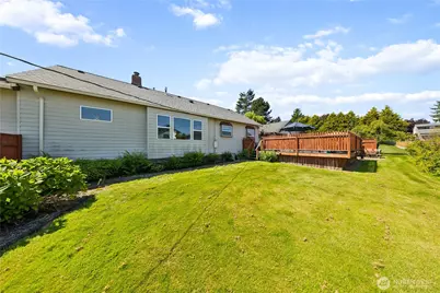 3704 Commercial Avenue, Anacortes, WA 98221 - Photo 26