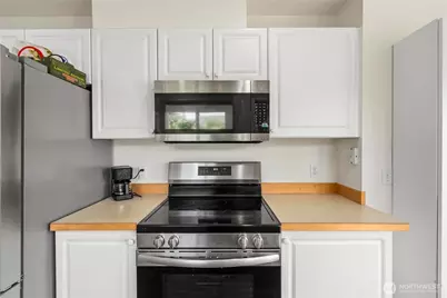 6008 Nathan Way SE #A, Auburn, WA 98092 - Photo 10