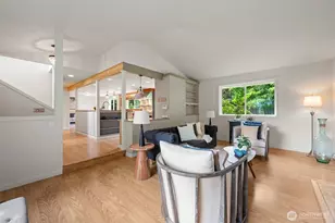 816 151st Pl SW, Lynnwood, WA 98087 - Photo 2