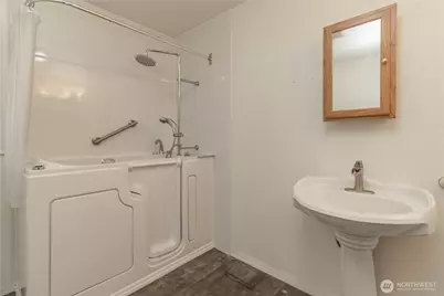 10210 Villa Lane SW, Lakewood, WA 98499 - Photo 30