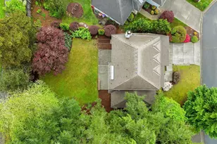 24346 SE 43rd Pl, Sammamish, WA 98029 - Photo 32