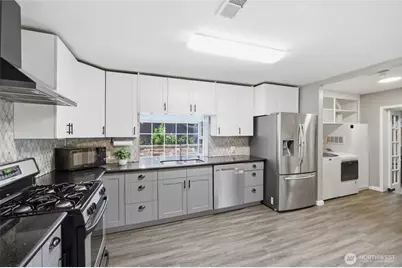 7715 236th Street SW, Edmonds, WA 98026 - Photo 12