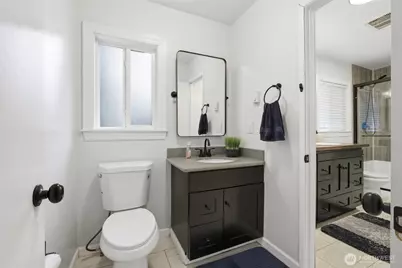 7715 236th Street SW, Edmonds, WA 98026 - Photo 18