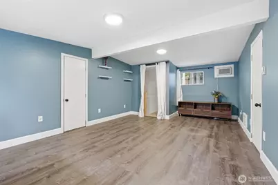 7715 236th Street SW, Edmonds, WA 98026 - Photo 28