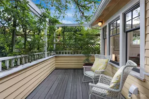 1601 22nd Ave, Seattle, WA 98122 - Photo 2