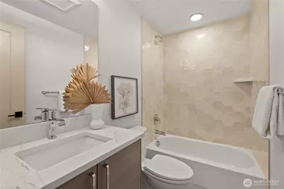 722 N 36th Street, Seattle, WA 98103 - Photo 20