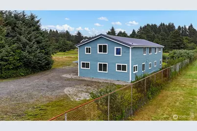 42 N First Street, Pacific Beach, WA 98571 - Photo 2