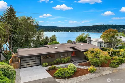 15717 62nd Avenue NE, Kenmore, WA 98028 - Photo 1