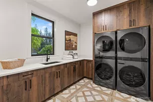 15327 SE 22nd St, Bellevue, WA 98008 - Photo 22