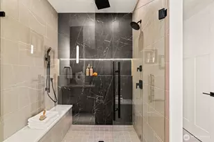 15327 SE 22nd St, Bellevue, WA 98008 - Photo 26