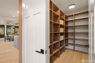 15327 SE 22nd St, Bellevue, WA 98008 - Photo 14