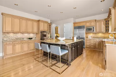 15407 SE 80th Street, Newcastle, WA 98059 - Photo 8