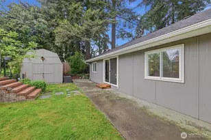 1027 S 124th St, Seattle, WA 98168 - Photo 20