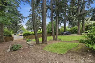 1027 S 124th St, Seattle, WA 98168 - Photo 34