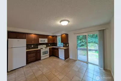 18249 24th Avenue NE, Shoreline, WA 98155 - Photo 6