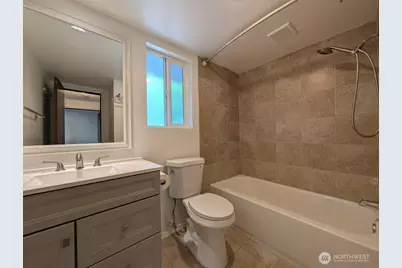18249 24th Avenue NE, Shoreline, WA 98155 - Photo 12