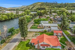 115 Riverfront Dr, Cashmere, WA 98815 - Photo 2
