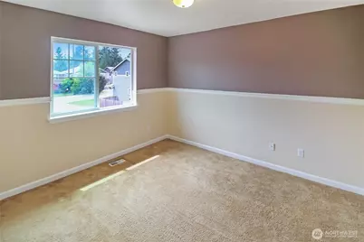 9815 198th Street E, Graham, WA 98338 - Photo 18