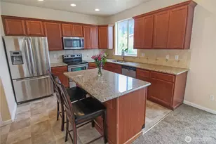 9815 198th St E, Graham, WA 98338 - Photo 10