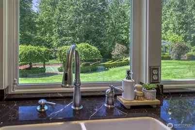 14225 248th Place SE, Issaquah, WA 98027 - Photo 14
