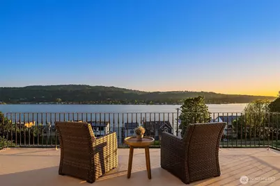 3921 202nd Place SE, Sammamish, WA 98075 - Photo 4