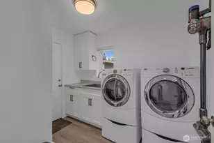9015 218th St SW, Edmonds, WA 98026 - Photo 30