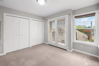 129 A 26th Avenue E, Seattle, WA 98112 - Photo 22