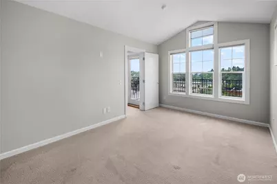 129 A 26th Avenue E, Seattle, WA 98112 - Photo 10