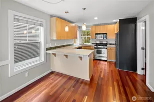 129 A 26th Ave E, Seattle, WA 98112 - Photo 4