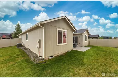1338 SW Virginia Street, College Place, WA 99324 - Photo 28