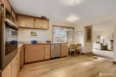 3056 50th Avenue SW, Seattle, WA 98116 - Photo 12