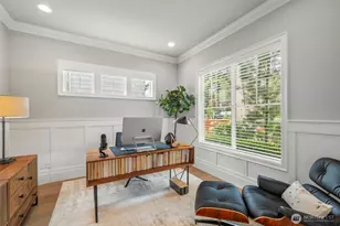 10425 NE 112th St, Kirkland, WA 98033 - Photo 18