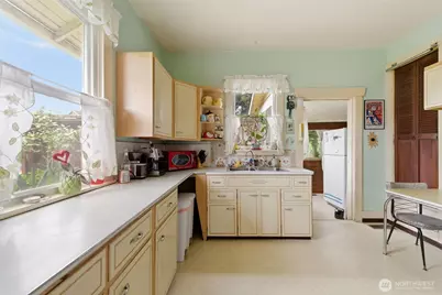 4837 S Sheridan Avenue, Tacoma, WA 98408 - Photo 12
