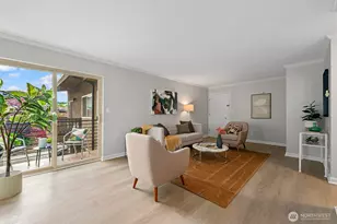 6557 4th Ave NE, Seattle, WA 98115 - Photo 4