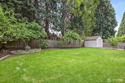 9219 S 237th Place, Kent, WA 98031 - Photo 30