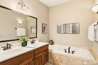 5578 Broad View Avenue NE, Tacoma, WA 98422 - Photo 26