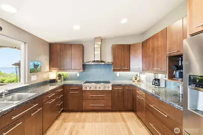 5578 Broad View Avenue NE, Tacoma, WA 98422 - Photo 16