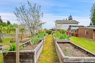 10090 Ogle Rd NE, Poulsbo, WA 98370 - Photo 28