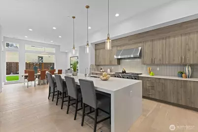 13038 NE 102nd Place, Kirkland, WA 98033 - Photo 6