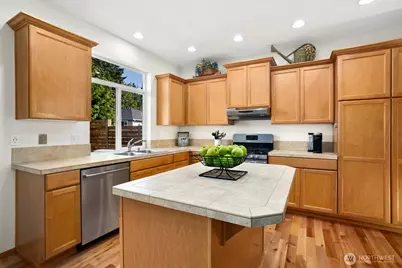 14625 Meridian Drive SE, Lynnwood, WA 98087 - Photo 10