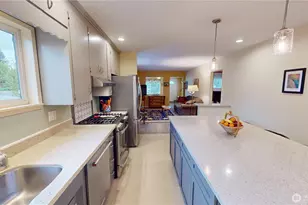 10704 Broadway Ave S, Tacoma, WA 98444 - Photo 12