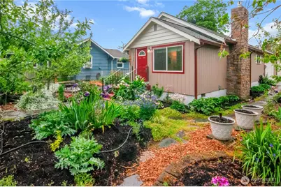 10704 Broadway Avenue S, Tacoma, WA 98444 - Photo 2