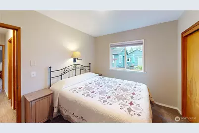 10704 Broadway Avenue S, Tacoma, WA 98444 - Photo 14