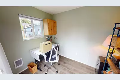 10704 Broadway Avenue S, Tacoma, WA 98444 - Photo 20