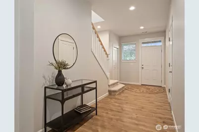 9799 15th St SE, Lake Stevens, WA 98258 - Photo 4