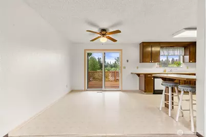 4508 Military Road E, Tacoma, WA 98446 - Photo 10