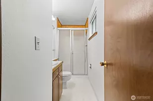 4508 Military Rd E, Tacoma, WA 98446 - Photo 18