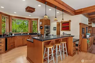 15390 Broom St NE, Bainbridge Island, WA 98110 - Photo 12