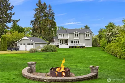 15390 Broom Street NE, Bainbridge Island, WA 98110 - Photo 1